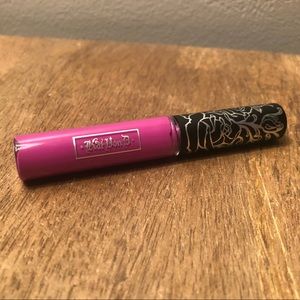 Kat Von D Everlasting Liquid Lipstick in K-Dub